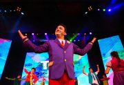 “El teatro es un recuerdo para toda la vida”: Topa anticipó su show en el Teatro 25 de Mayo