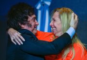 Javier Milei y Karina Milei fueron denunciados por uso de fondos públicos en viajes personales