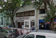 Arrojaron una bomba molotov contra una biblioteca judía en La Plata