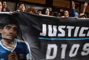 Juicio por la muerte de Maradona: declaran el exdirector de la Clínica Olivos y el neurocirujano que lo operó