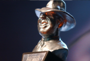 Premios Gardel 2026: Cazzu se llevó el Oro y Los Arcanos del Desierto dejaron a Santiago del Estero en lo más alto de la música