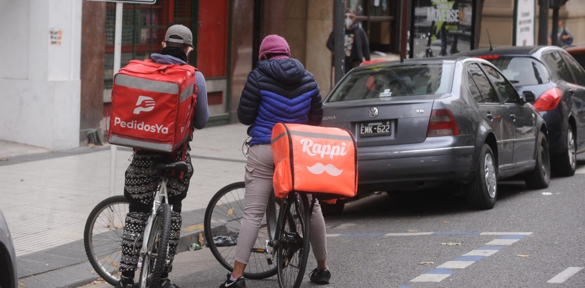 Un informe reveló que cada vez se pueden comprar menos pedidos de delivery