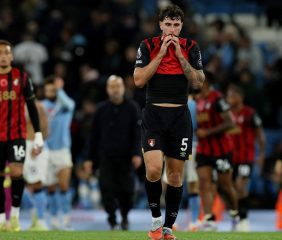 Senesi se despidió del Bournemouth y su futuro estaría en Tottenham