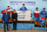 El jefe de Gabinete de Ministros, participó de la premiación del Campeonato República de Natación