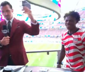 Speed irrumpió en una transmisión del Mundial, discutió con Ibrahimović  y fue echado en vivo
