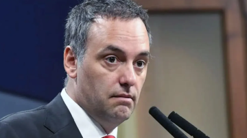 Todo cocinado: A qué hora comunicarán la salida de Adorni y la designación de Santilli como Jefe de Gabinete de Milei