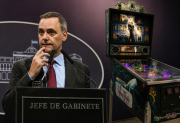 Adorni gastó $14.000.000 en un flipper de Los Locos Addams y ahora deberá justificar de dónde salió el dinero