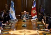 El gobernador Elías Suárez se reunió con jóvenes líderes de todo el país y compartieron la experiencia de Santiago del Estero