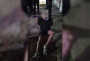Chofer de Uber frustró el robo de su celular y retuvo al sospechoso