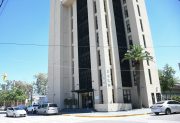 Desde Rentas de la Capital recordaron que es obligatoria la exhibición de la oblea comercial