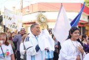 “Jesucristo, Pan de Vida”: emotiva celebración de Corpus Christi en La Banda