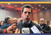 Duras críticas de Wado de Pedro a Adorni: “Habla desde la caradurez y la impunidad”