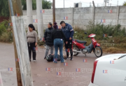 Un motociclista resultó herido tras un fuerte choque en el barrio 25 de Mayo