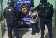 Intentó llevarse una moto empujándola y fue aprehendido tras una persecución