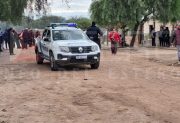 Máxima tensión en la ciudad de La Banda: denuncian que vecinos le prendieron fuego a la casa de una mujer