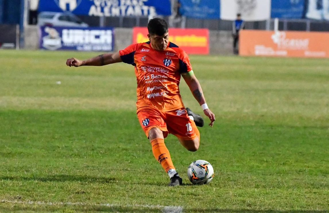Sarmiento visita a Juventud Antoniana con el objetivo de seguir en racha