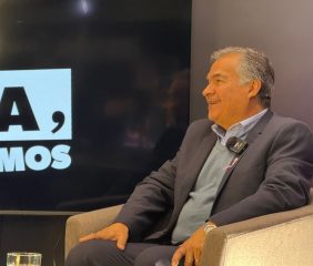 “Del ’89 a ahora, Santiago ha crecido muchísimo, y eso no se debe detener nunca”: Mario Benavente en Info Stream