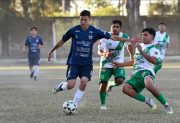 Sarmiento fue contundente y goleó a Banfield en la Zona Banda