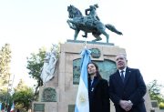Suárez: “Debemos honrar nuestra bandera y cumplir con nuestra parte de la historia”