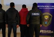 Golpe al abigeato en Monte Quemado: interceptan dos camionetas con tráileres y secuestran 17 animales vacunos