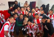 Agua y Energía derrotó a Banfield y mantiene viva la ilusión de clasificar