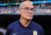 La autocrítica de Bielsa tras la eliminación de Uruguay: “No logré potenciar el poderío de los jugadores”