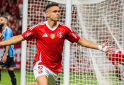Rafael Santos Borré, a un paso de concretar su vuelta a River