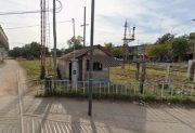 Un incendio consumió una casilla ferroviaria en pleno centro bandeño