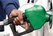 El Gobierno postergó hasta julio de 2026 la aplicación plena de impuestos a los combustibles