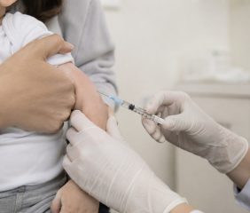 Menos de la mitad de los santiagueños se vacunó contra la gripe y los niños son los más desprotegidos