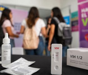 “Las enfermedades no desaparecieron: se dejó de hablar de ellas”: refuerzan los testeos de VIH en jóvenes