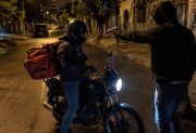 Añatuya: un delivery sufrió un violento asalto en el barrio Tradición