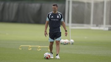Scaloni piensa en un equipo alternativo para enfrentar a Jordania