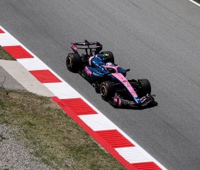 Colapinto quedó 13º en la clasificación y buscará avanzar en la carrera