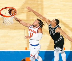 Histórica remontada de los Knicks ante Spurs para quedar a un paso del título de la NBa