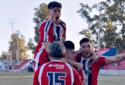 Unión Santiago le ganó con lo justo a Yanda y se subió a la punta de la zona Capital