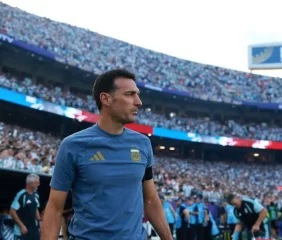 El impresionante récord de Scaloni que sigue agrandando la historia de la Selección