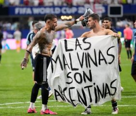 Polémica por la bandera de Malvinas: un dirigente británico pidió que Inglaterra abandone la FIFA
