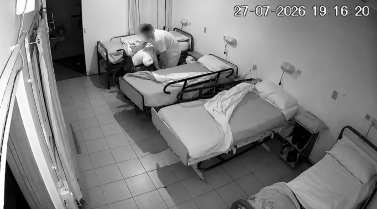 Filman a un cuidador maltratando a jubilados en un geriátrico: “¿Por qué no te morís?”