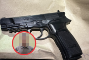Parque Aguirre: amenazó con un arma a una “trapito” que le cobró el estacionamiento