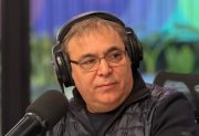 Una influencer reveló cuánto costaría una consulta con Gabriel Rolón y las redes estallaron