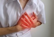 Cuidá tu corazón en el partido Argentina vs Suiza: estos son los síntomas de un infarto que debes tener en cuenta