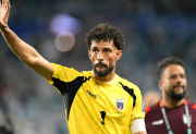 Vozinha jugará en Colo Colo tras su histórica actuación en el Mundial