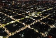 Se ilumina la Cuna de Poetas y Cantores: avanza la renovación de luminarias en los barrios de La Banda