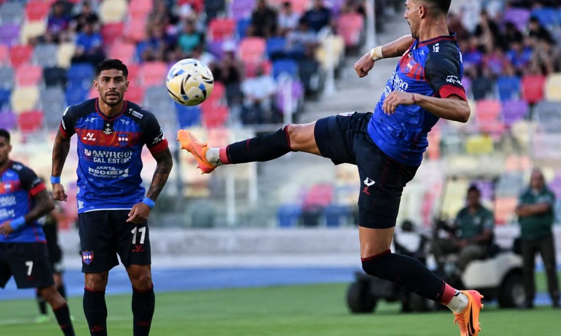 Güemes visita a Nueva Chicago con la obligación de volver a sumar