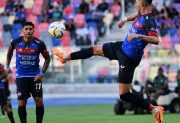 Güemes visita a Nueva Chicago con la obligación de volver a sumar