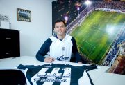 Suma experiencia en la zaga central: el colombiano Felipe Aguilar estampó la firma en Central Córdoba