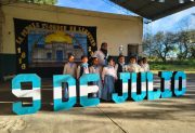 Emotivo acto por el Día de la Independencia en la escuela rural de Vinará
