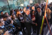 El gobernador Elías Suárez participó de la muestra anual del Instituto Superior de Bellas Artes Juan Yapari