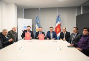 El Gobierno firmó un convenio con el Colegio de Ingenieros Agrónomos para fortalecer las Agencias de Desarrollo Territorial